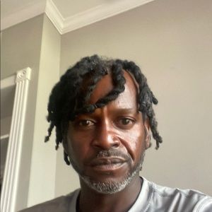 Meet your Posher, Derrick